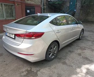 Hyundai Elantra 2018 autóbérlés Grúziában, jellemzők ✓ Benzin üzemanyag és 147 lóerő ➤ Napi 104 GEL-tól kezdődően.
