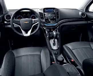 Přední pohled na pronájem Chevrolet Orlando v Taškentu, Uzbekistán ✓ Auto č. 6494. ✓ Převodovka Automatické TM ✓ Recenze 0.