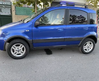 Auton vuokraus Fiat Panda 4x4 #6309 Manuaalinen Tiranassa, varustettuna 1,2L moottorilla ➤ Aldiltä Albaniassa.