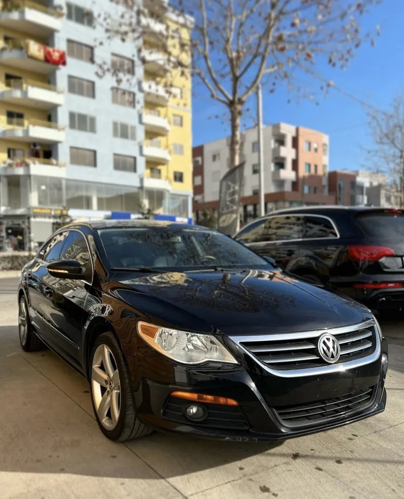 Аренда Volkswagen Passat-CC #6347 в Тиране, Албания ➤ TakeCars.com