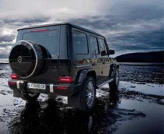 트빌리시에서에서 대여 가능한 Petrol 4.0L 엔진의 Mercedes-Benz G-Class 2021.