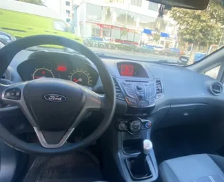 Ενοικίαση αυτοκινήτου Ford Fiesta 2010 στην Αλβανία, περιλαμβάνει ✓ καύσιμο Ντίζελ και 90 ίππους ➤ Από 16 EUR ανά ημέρα.