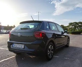 Volkswagen Polo 2019 διαθέσιμο για ενοικίαση στη Θεσσαλονίκη, με όριο χιλιομέτρων απεριόριστο.