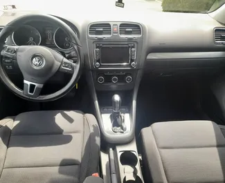 Motor Diesel de 2,0L de Volkswagen Golf 6 2012 para alquilar en en Tirana.