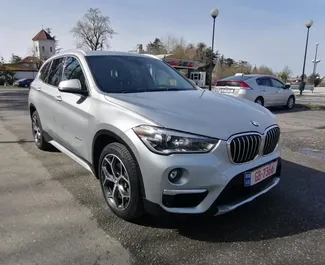 トビリシにて、グルジアにてでのBMW X1 #6637 自動カーレンタル、2.0Lエンジン搭載 ➤ ダトーから。