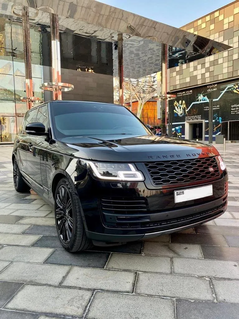 Аренда Range Rover Vogue #6641 в Дубае, ОАЭ ➤ TakeCars.com