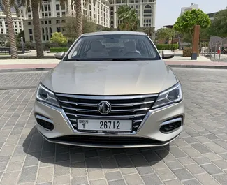 Araç Kiralama MG 5 #4863 Otomatik Dubai'de, 1,6L motor ile donatılmış ➤ Ahme tarafından BAE'de.