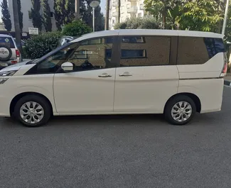 Prenájom auta Nissan Serena 2021 v na Cypre, s vlastnosťami ✓ palivo Benzín a výkon 150 koní ➤ Od 69 EUR za deň.