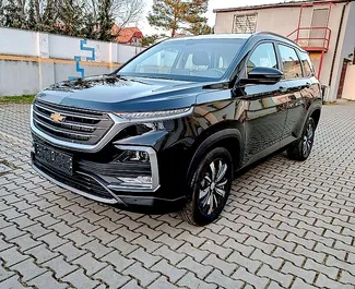 تأجير سيارة Chevrolet Captiva 2022 في في التشيك، تتميز بـ ✓ وقود البنزين وقوة 144 حصان ➤ بدءًا من 72 EUR يوميًا.