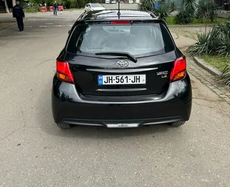 Motor Benzín 1,5L Toyota Yaris 2014 na prenájom v v Tbilisi.