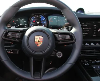 Двигатель Бензин 4,0 л. – Арендуйте Porsche Carrera 911 S Cabrio в Дубае.
