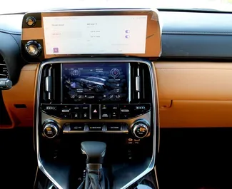 Lexus LX570 2023 auto rentimine AÜEs, sisaldab ✓ Bensiin kütust ja 409 hobujõudu ➤ Alates 1350 AED päevas.
