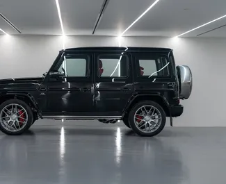 Mercedes-Benz G63 2022 auto rentimine AÜEs, sisaldab ✓ Bensiin kütust ja 577 hobujõudu ➤ Alates 2035 AED päevas.