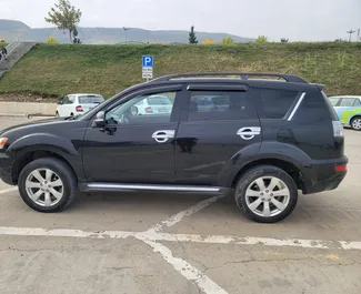 Aluguel de Carro Mitsubishi Outlander #6822 com transmissão Automático em Tbilisi, equipado com motor 3,0L ➤ De Grigol na Geórgia.