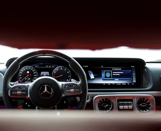 Mercedes-Benz G63 AMG kiralama. Premium, Lüks, SUV Türünde Araç Kiralama BAE'de ✓ Depozito 1500 AED ✓ TPL, CDW sigorta seçenekleri.
