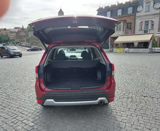 Subaru Forester Limited 2020 disponible para alquilar en Tiflis, con límite de millaje de ilimitado.