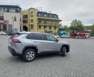 Benzinas 2,5L variklis Toyota Rav4 2022 nuomai Tbilisyje.