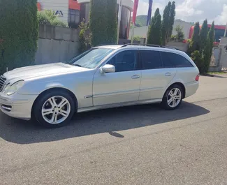 Wynajem samochodu Mercedes-Benz E-Class nr 7063 (Automatyczna) w Tiranie, z silnikiem 3,0l. Benzyna ➤ Bezpośrednio od Artur w Albanii.