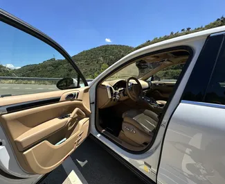 Interior of Porsche Cayenne for hire in Georgia. A Great 5-seater car with a Automatic transmission.