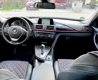 BMW 320d udlejning. Komfort, Premium Bil til udlejning i Tjekkiet ✓ Depositum på 800 EUR ✓ TPL, CDW, SCDW, Tyveri, I udlandet forsikringsmuligheder.