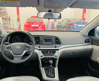 Uthyrning av Hyundai Elantra. Komfort bil för uthyrning i Förenade Arabemiraten ✓ Deposition 1000 AED ✓ Försäkringsalternativ: TPL, CDW.
