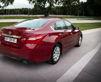 Nissan Altima 2017 automašīnas noma Gruzijā, iezīmes ✓ Benzīns degviela un 200 zirgspēki ➤ Sākot no 75 GEL dienā.