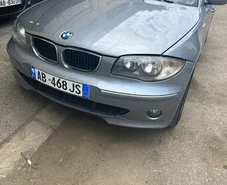 Nomas automašīnas priekšskats BMW 116d Durresā, Albānija ✓ Automašīna #7299. ✓ Pārnesumu kārba Rokasgrāmata TM ✓ Atsauksmes 2.