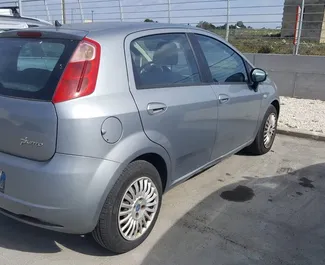 Auton vuokraus Fiat Punto #7296 Manuaalinen Durresissa, varustettuna 1,6L moottorilla ➤ Krisiltä Albaniassa.