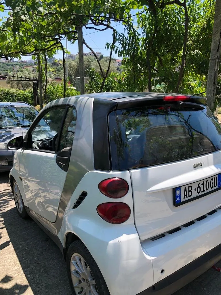 Аренда Smart Fortwo #7293 в Дурресе, Албания ➤ TakeCars.com