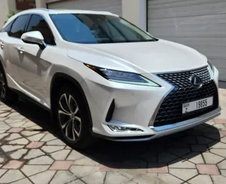 Framvy av en hyrbil Lexus RX 350 i Dubai, Förenade Arabemiraten ✓ Bil #7208. ✓ Växellåda Automatisk TM ✓ 0 recensioner.