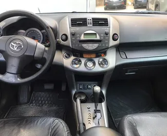 Toyota Rav4 2008 automobilio nuoma Albanijoje, savybės ✓ Benzinas degalai ir 166 arklio galios ➤ Nuo 45 EUR per dieną.