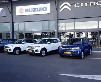 Frontvisning af en udlejnings Suzuki Vitara Brezza i Mauritius Lufthavn, Mauritius ✓ Bil #7382. ✓ Automatisk TM ✓ 0 anmeldelser.