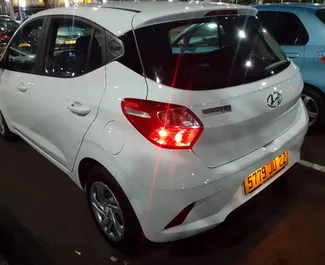 تأجير سيارة Hyundai i10 رقم 7370 بناقل حركة أوتوماتيكي في في مطار موريشيوس، مجهزة بمحرك 1,2 لتر ➤ من جيف في في موريشيوس.