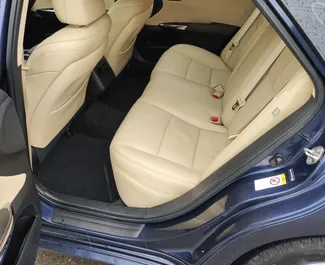 Interior of Toyota Avalon for hire in Georgia. A Great 5-seater car with a Automatic transmission.