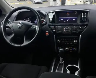 Interior of Nissan Pathfinder for hire in Georgia. A Great 7-seater car with a Automatic transmission.