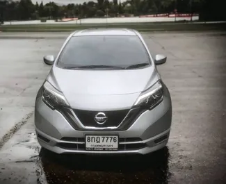 Automašīnas noma Nissan Note #7408 ar Automātiskais pārnesumu kārbu Bangkokā, aprīkots ar 1,2L dzinēju ➤ No Joey Taizemē.