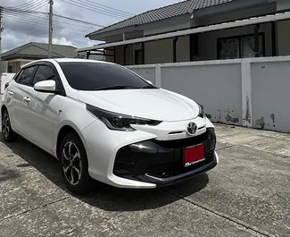 Najem avtomobila Toyota Yaris #8139 z menjalnikom Samodejno v na letališču Phuket, opremljen z motorjem 1,2L ➤ Od Viacheslav v na Tajskem.