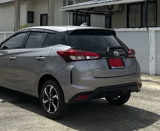 Uthyrning av Toyota Yaris. Ekonomi, Komfort bil för uthyrning i Thailand ✓ Deposition 5000 THB ✓ Försäkringsalternativ: TPL, CDW, SCDW, FDW, Stöld, Ung, Ingen insättning.