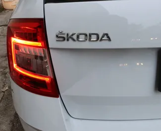 Diesel 1,6L moottori Skoda Octavia Combi 2018 vuokrattavana Podgoricassa.