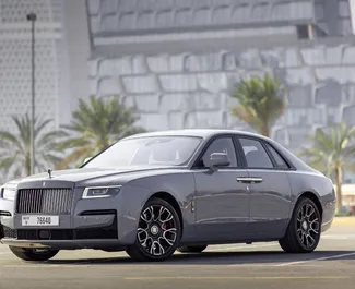 Front view of a rental Rolls-Royce Ghost 2 in Dubai, UAE ✓ Car #8002. ✓ Automatic TM ✓ 0 reviews.