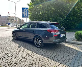 Прокат машини Hyundai i30 Combi #8148 (Автомат) у Празі, з двигуном 1,5л. Бензин ➤ Безпосередньо від Сергій у Чехії.