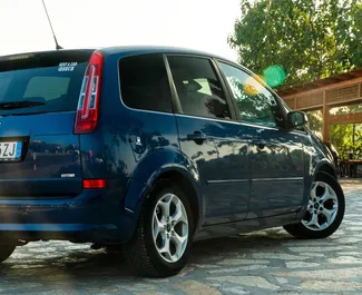 Prenájom Ford C-Max. Auto typu Komfort, Minivan na prenájom v v Albánsku ✓ Vklad 100 EUR ✓ Možnosti poistenia: TPL, Krádež, V zahraničí, Young.