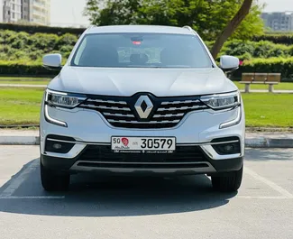 두바이에서, 아랍에미리트에서 대여하는 Renault Koleos의 전면 뷰 ✓ 차량 번호#8304. ✓ 자동 변속기 ✓ 0 리뷰.