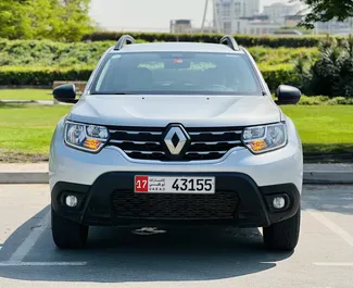Vista frontale di un noleggio Renault Duster a Dubai, Emirati Arabi Uniti ✓ Auto #8305. ✓ Cambio Automatico TM ✓ 1 recensioni.