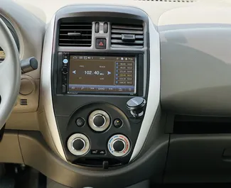 Nissan Sunny 2023 med Främre drivenhet-system, tillgänglig i Dubai.