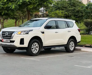 تأجير سيارة Nissan X-Terra رقم 8299 بناقل حركة أوتوماتيكي في في دبي، مجهزة بمحرك 2,5 لتر ➤ من رودي في في الإمارات العربية المتحدة.