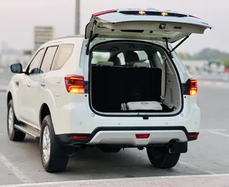 Aluguel de Nissan X-Terra. Carro Conforto, Premium, SUV para Alugar nos Emirados Árabes Unidos ✓ Sem depósito ✓ Opções de seguro: TPL, FDW, Jovem.