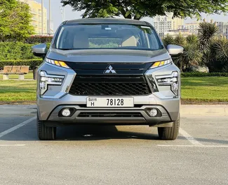 Najem avtomobila Mitsubishi Xpander 2024 v v ZAE, z značilnostmi ✓ gorivo Bencin in 110 konjskih moči ➤ Od 100 AED na dan.