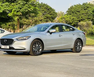 Aluguel de carro Mazda 6 2024 nos Emirados Árabes Unidos, com ✓ combustível Gasolina e 182 cavalos de potência ➤ A partir de 120 AED por dia.