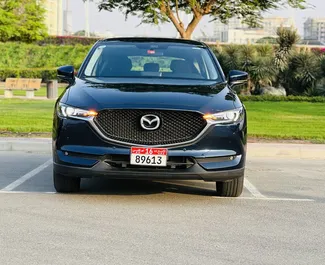 Vooraanzicht van een huurauto Mazda Cx-5 in Dubai, Verenigde Arabische Emiraten ✓ Auto #8296. ✓ Transmissie Automatisch TM ✓ 1 beoordelingen.